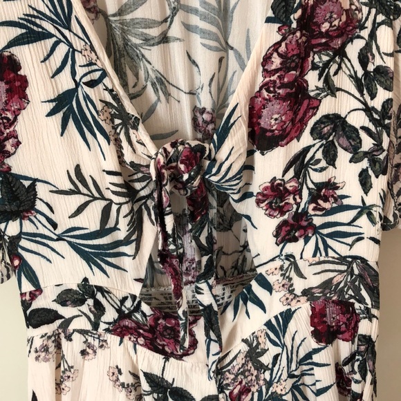 Floral romper - Picture 2 of 3
